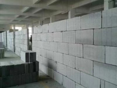 柳城蒸压粉煤灰砂加气混凝土应力应变全曲线及其砌块砌体力学性能试验研究